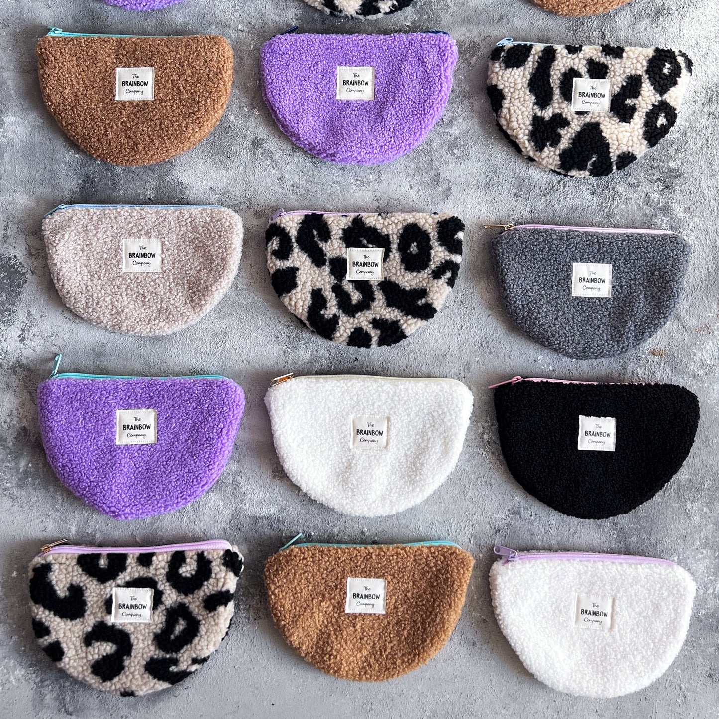 HALFMOON POUCH MILK x FLIEDER