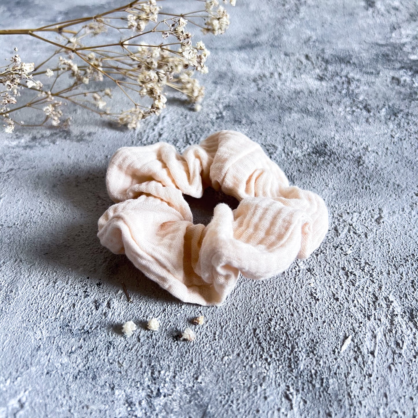 SCRUNCHIE MUSSELIN SOFT VANILLA