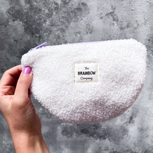 HALFMOON POUCH MILK x FLIEDER