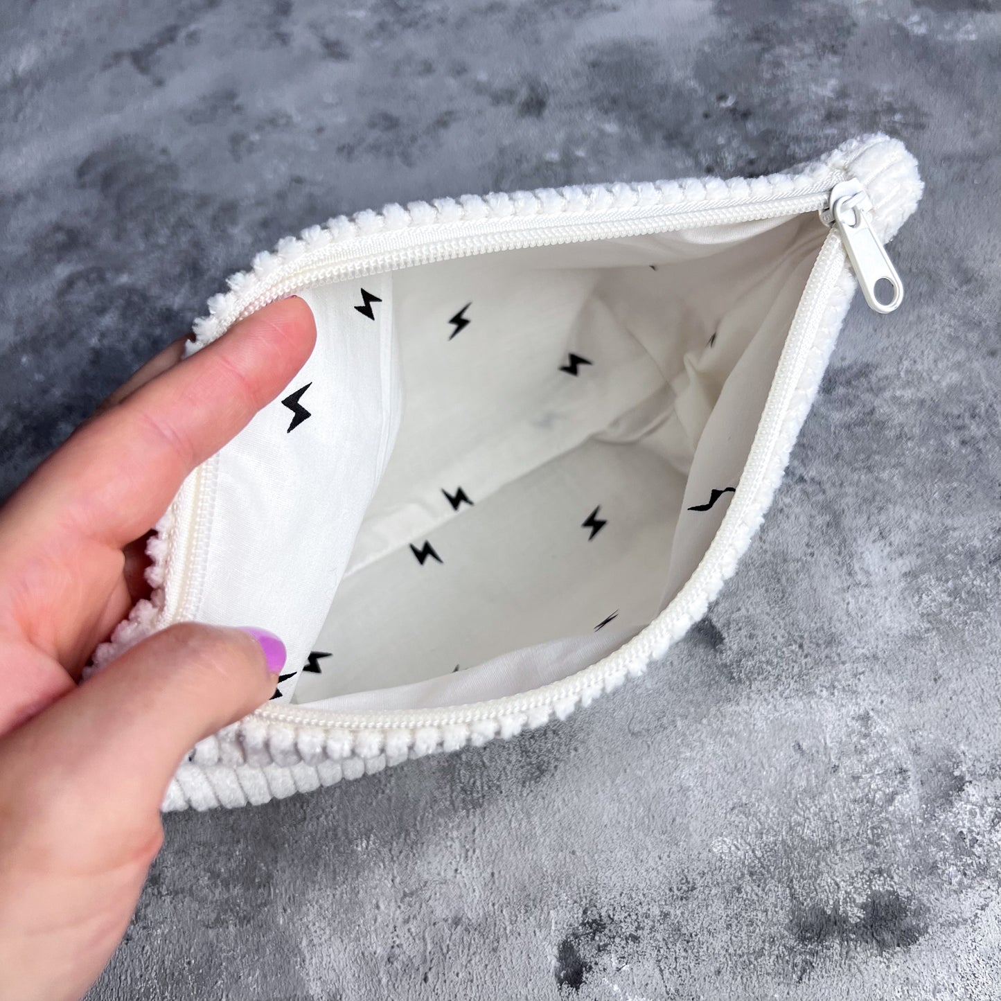 KOSMETIKTASCHE LOW MILK x FLASHES